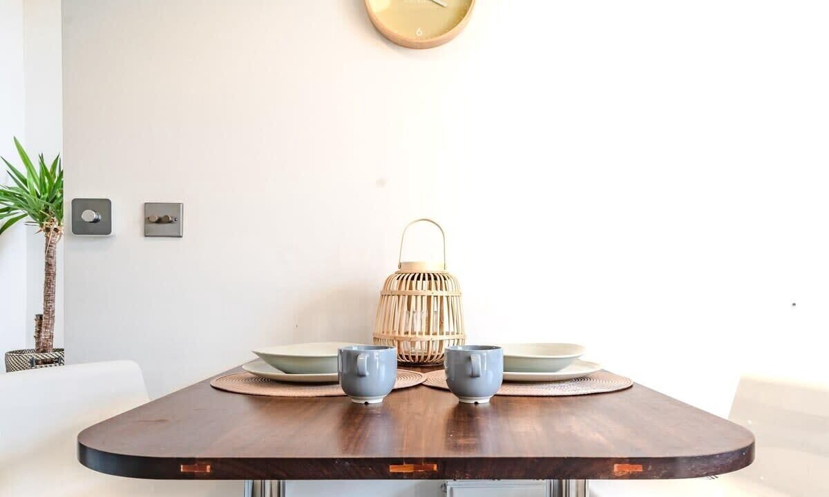 Photo of Others in Kilburn