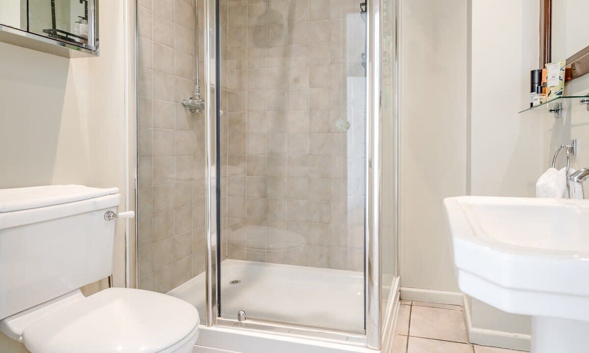 Photo of Bathroom in Kilburn