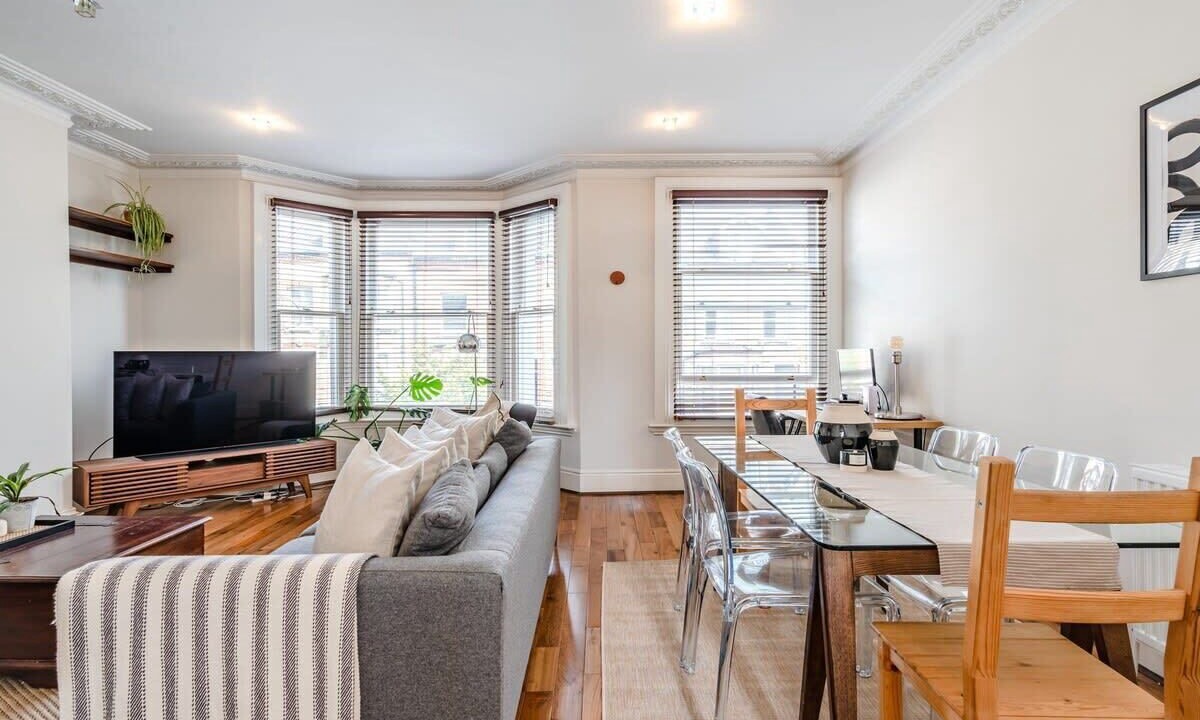 Photo of Livingroom in Kilburn