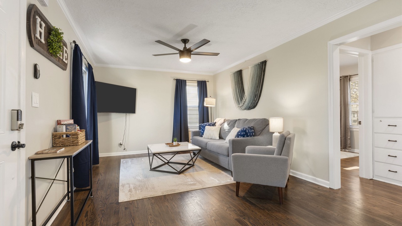 Photo of Livingroom in South Kansas City