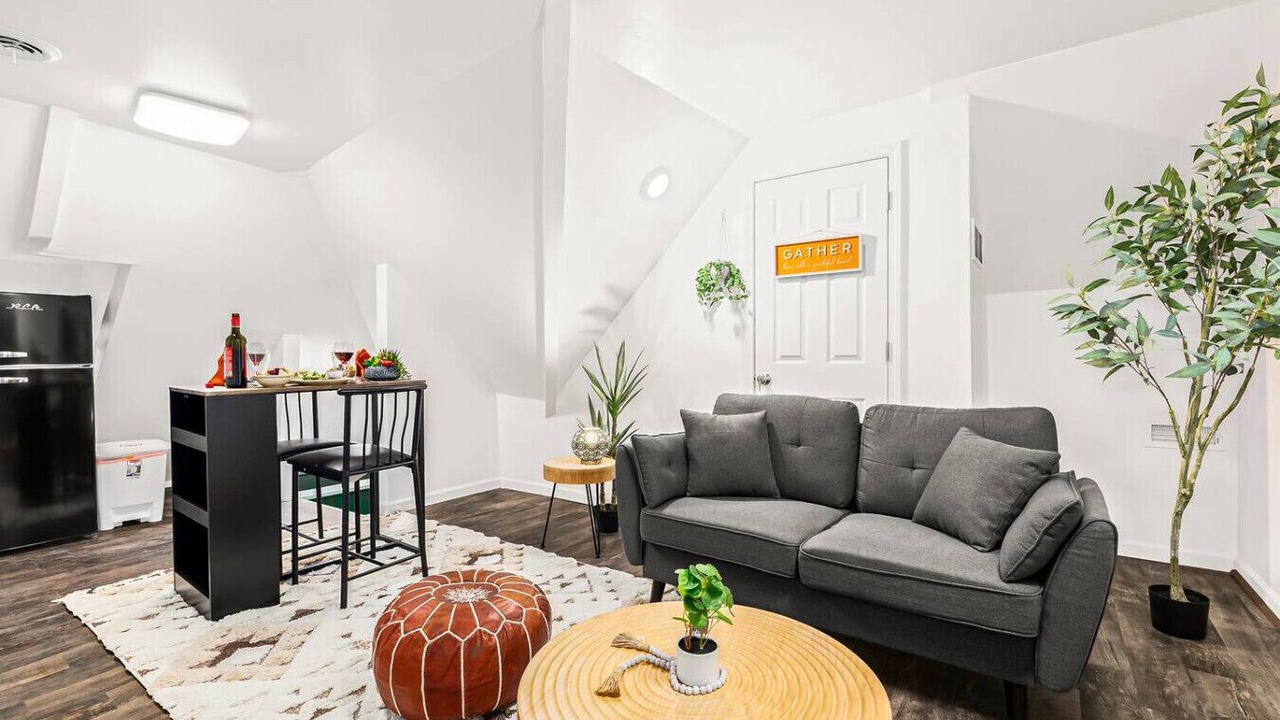 Photo of Livingroom in Detroit