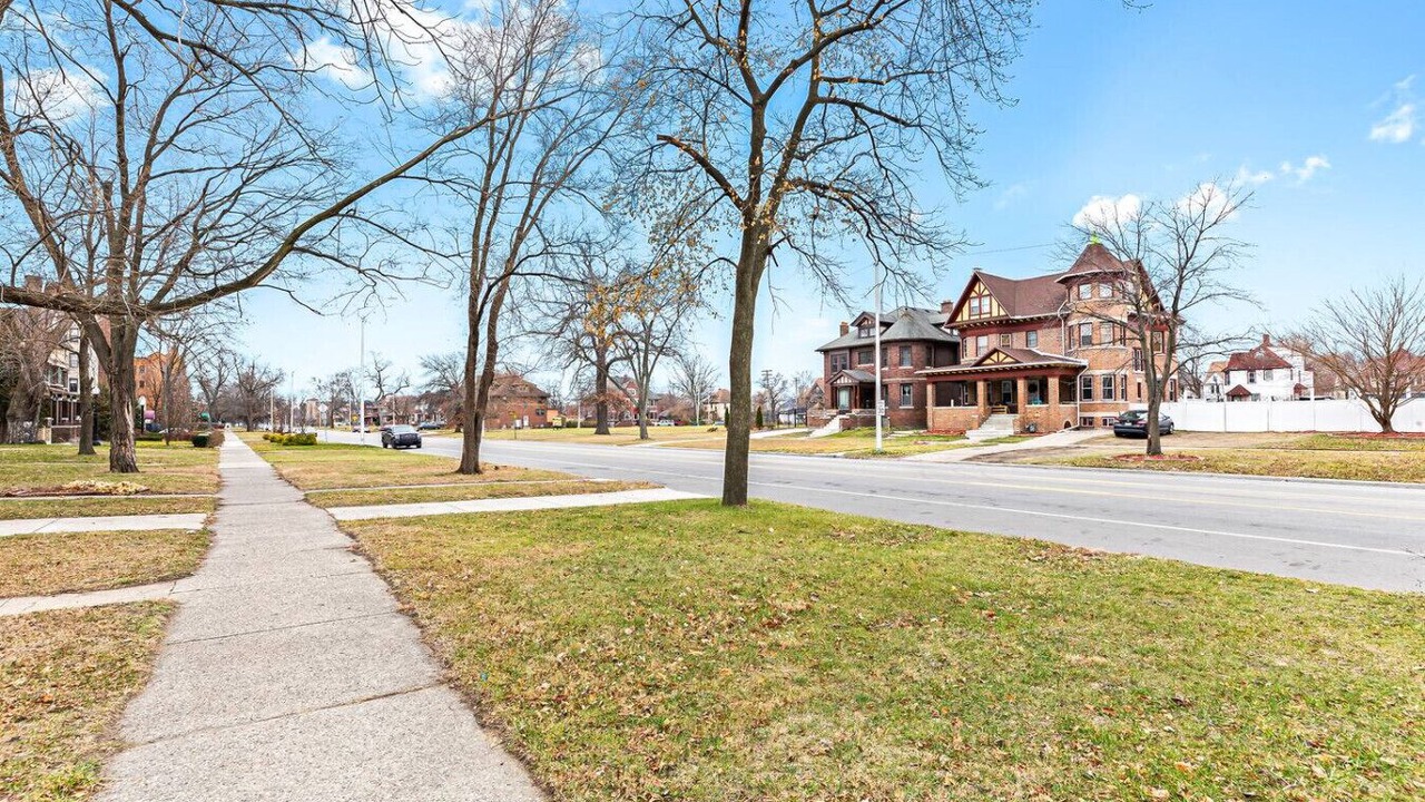Photo of Others in Detroit