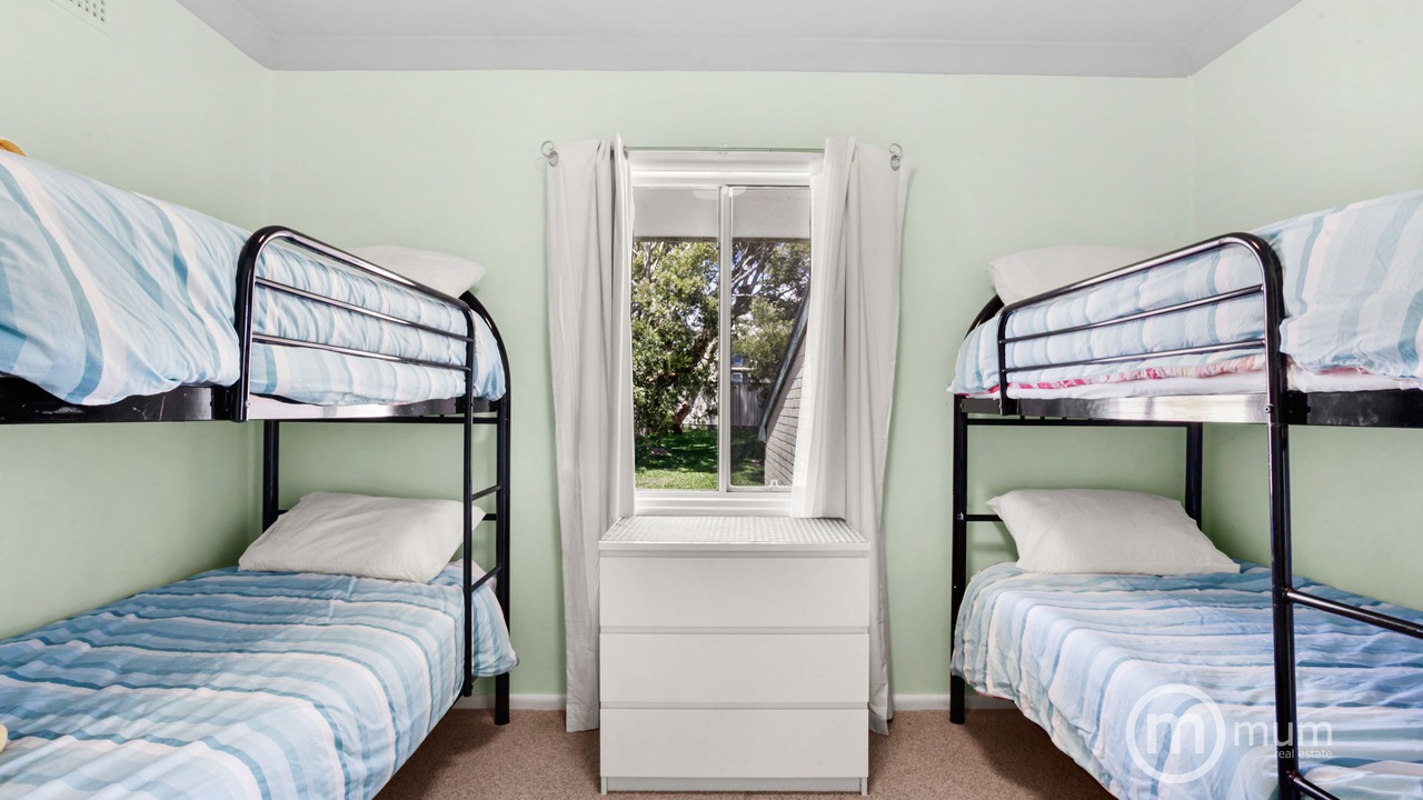 Photo of Bedroom in Dolphin Point