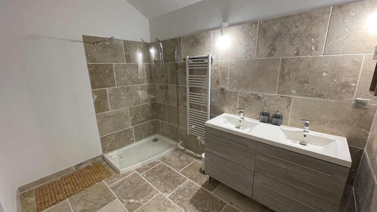 Photo of Bathroom in Rosieres-aux-Salines