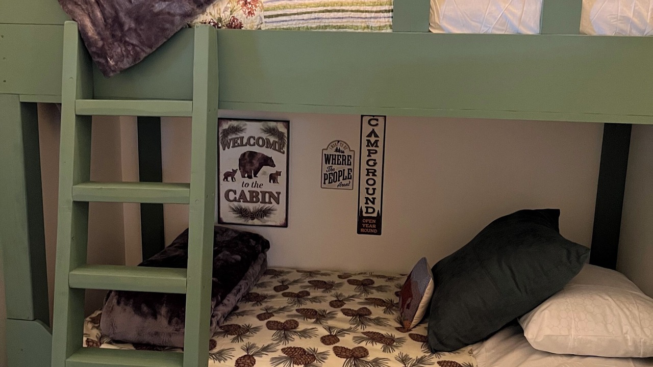 Photo of Bedroom in Four Corners