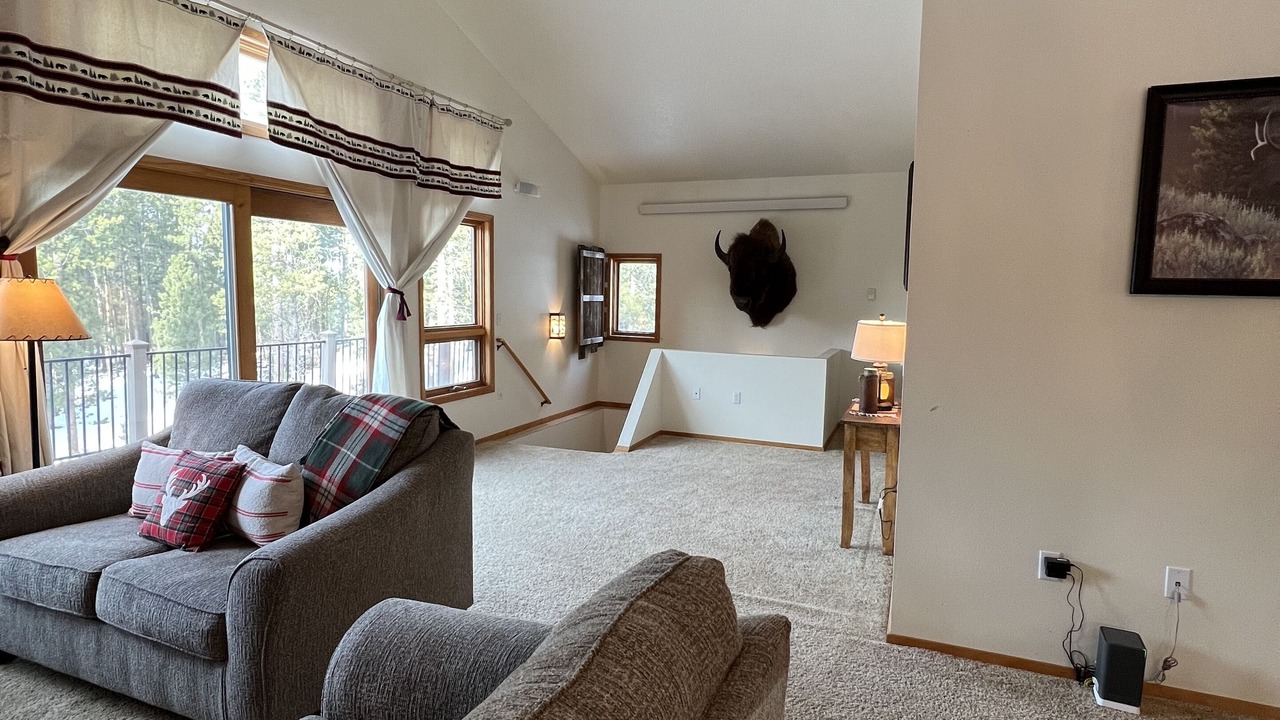 Photo of Livingroom in Four Corners