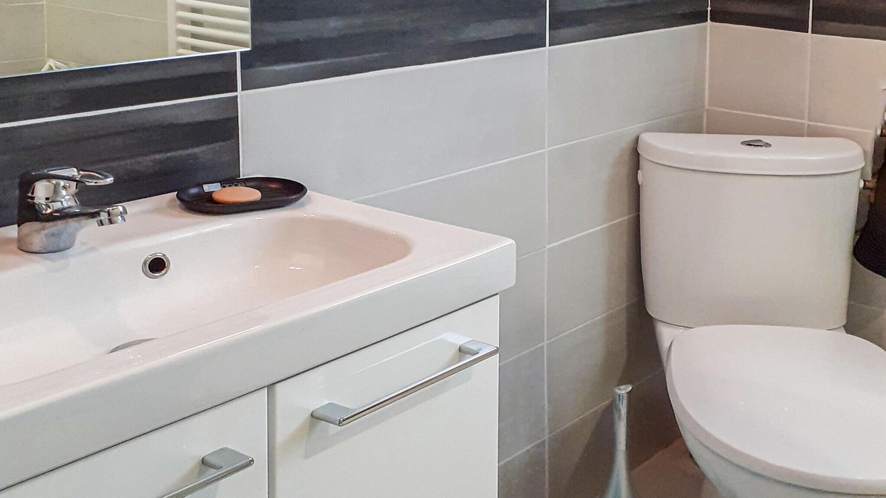 Photo of Bathroom in Saint-Carreuc