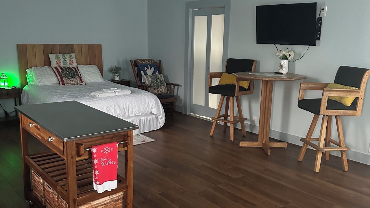 Photo of Bedroom in Muddy Pond