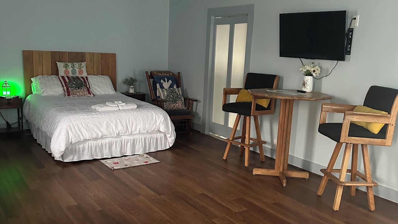 Photo of Bedroom in Muddy Pond