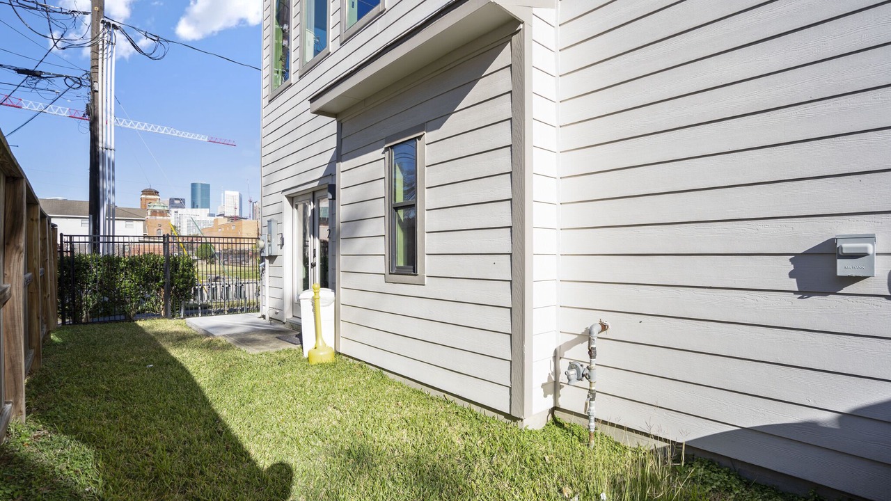Photo of Outdoor in East Downtown Houston