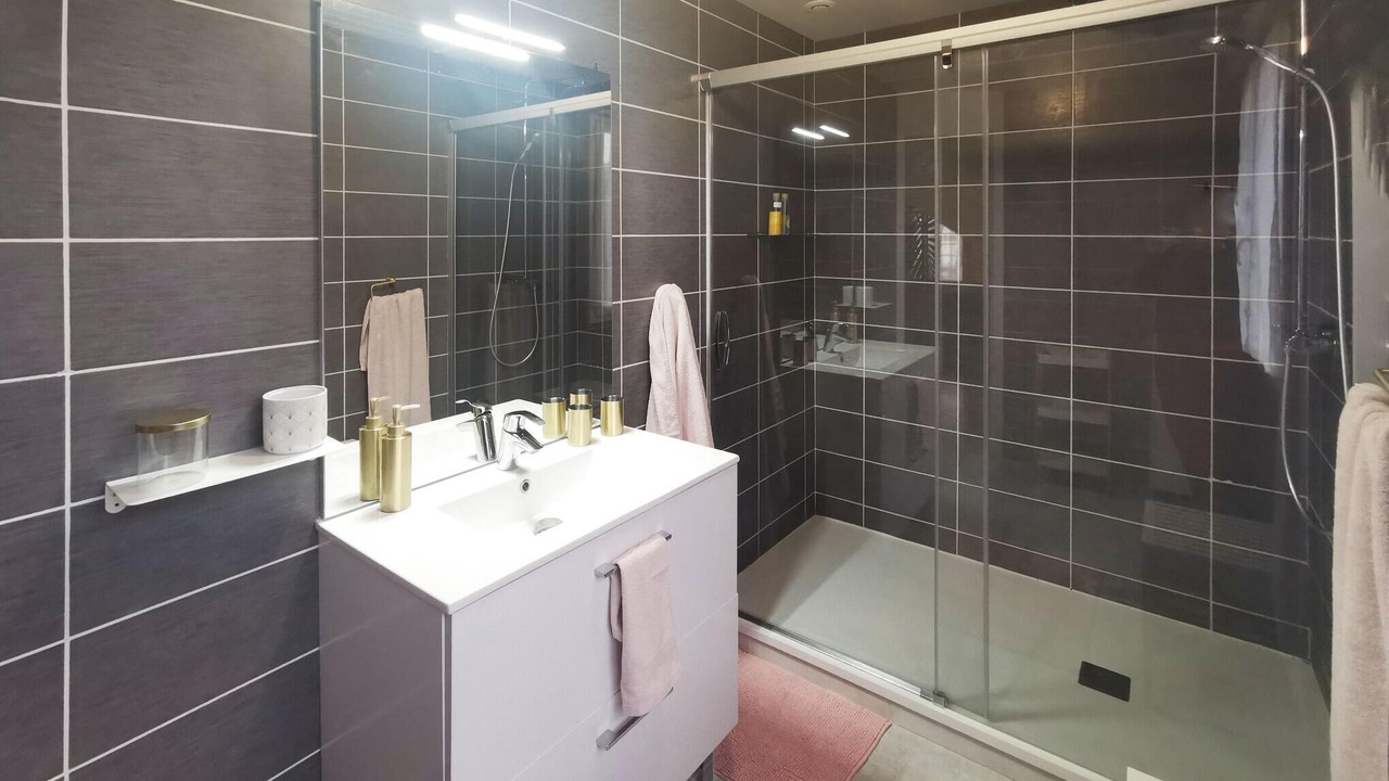 Photo of Bathroom in La Chapelle-Vendomoise