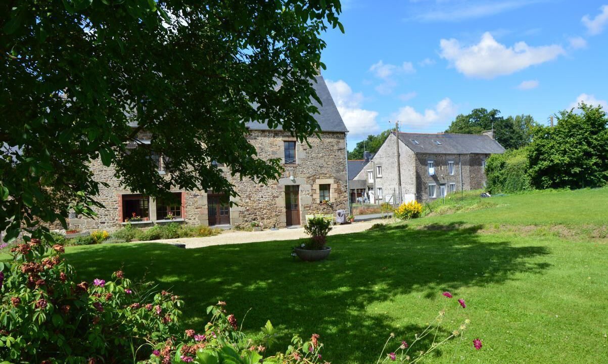 Photo of Outdoor in Roz-Landrieux