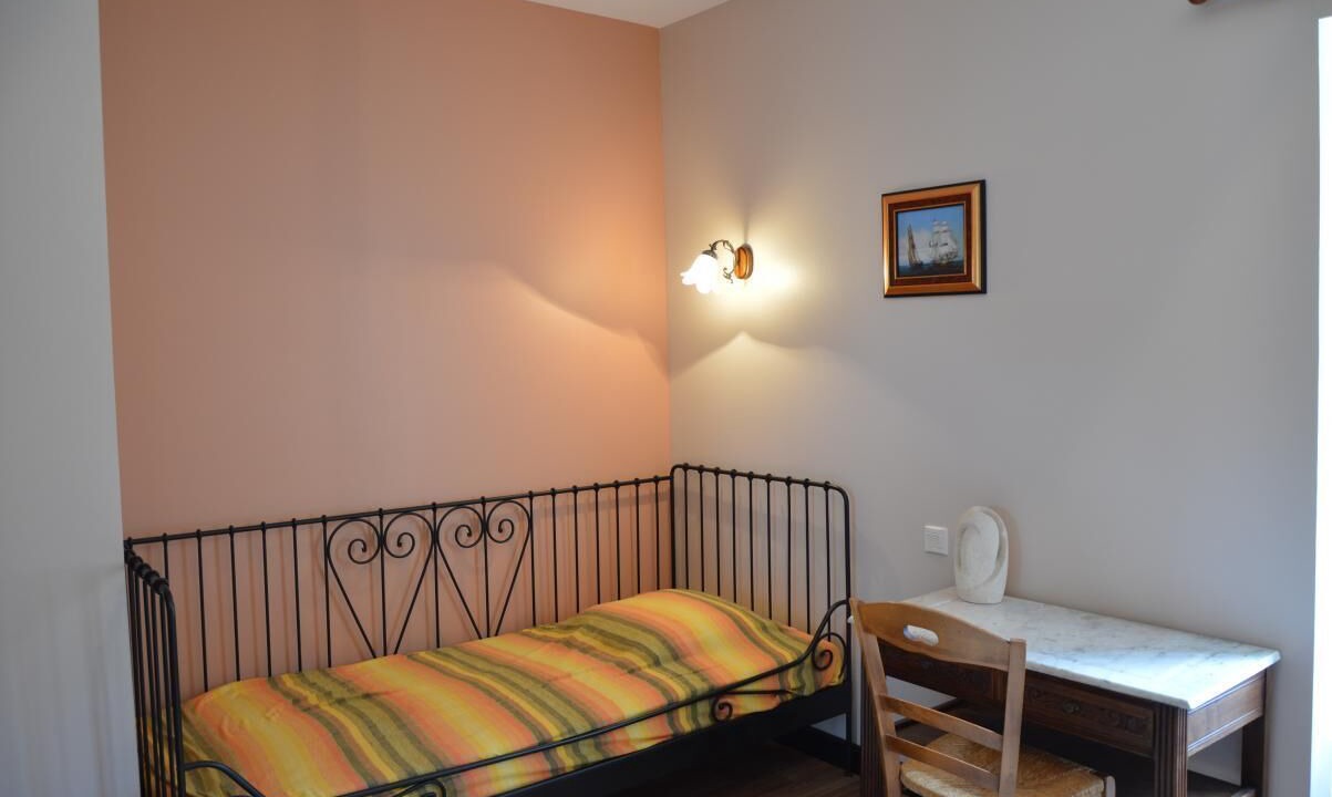 Photo of Bedroom in Roz-Landrieux