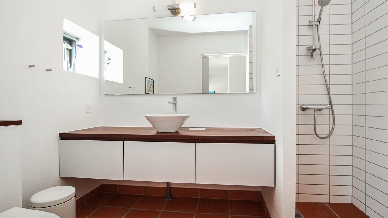 Photo of Bathroom in Langemark