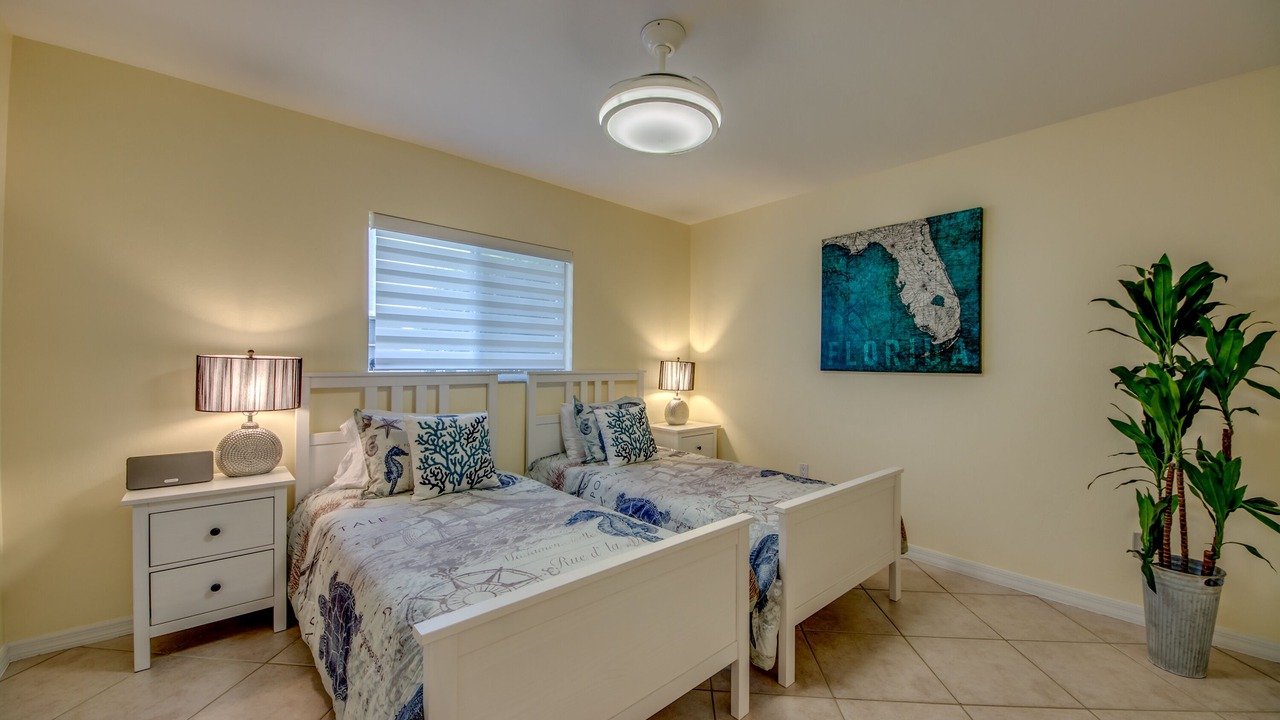 Photo of Bedroom in Caloosahatchee