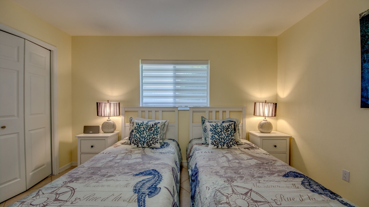 Photo of Bedroom in Caloosahatchee