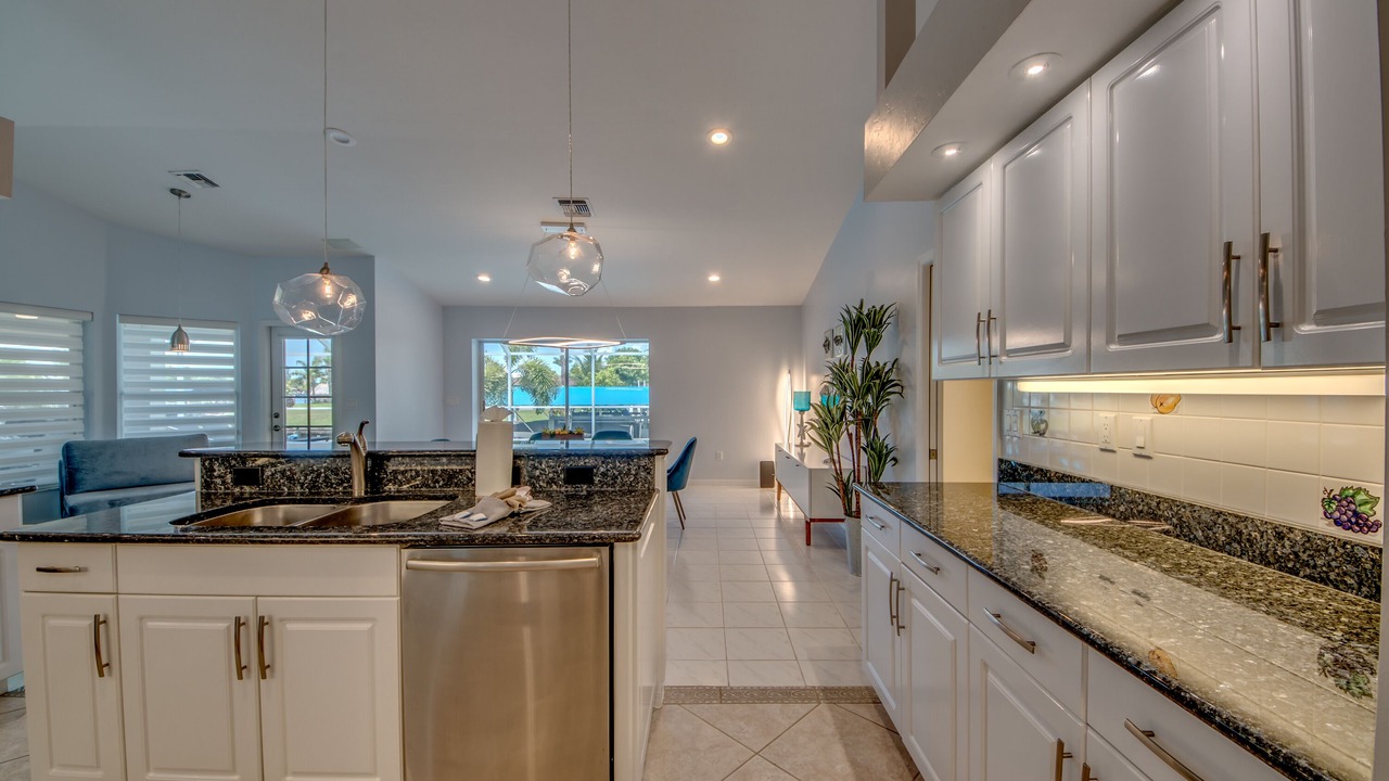 Photo of Kitchen in Caloosahatchee