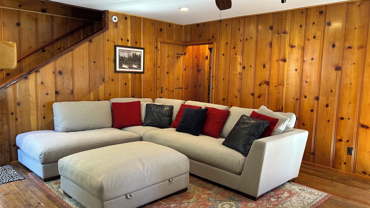 Photo of Livingroom in Carnelian Woods