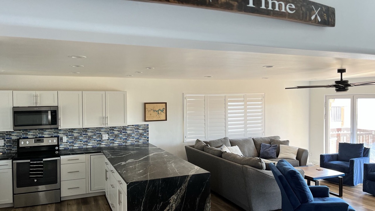 Photo of Bedroom in Oak Shores