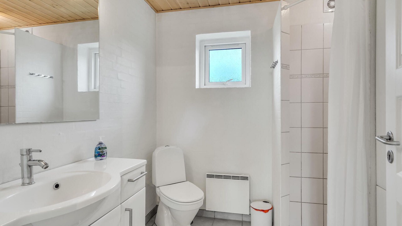 Photo of Bathroom in Østerskov