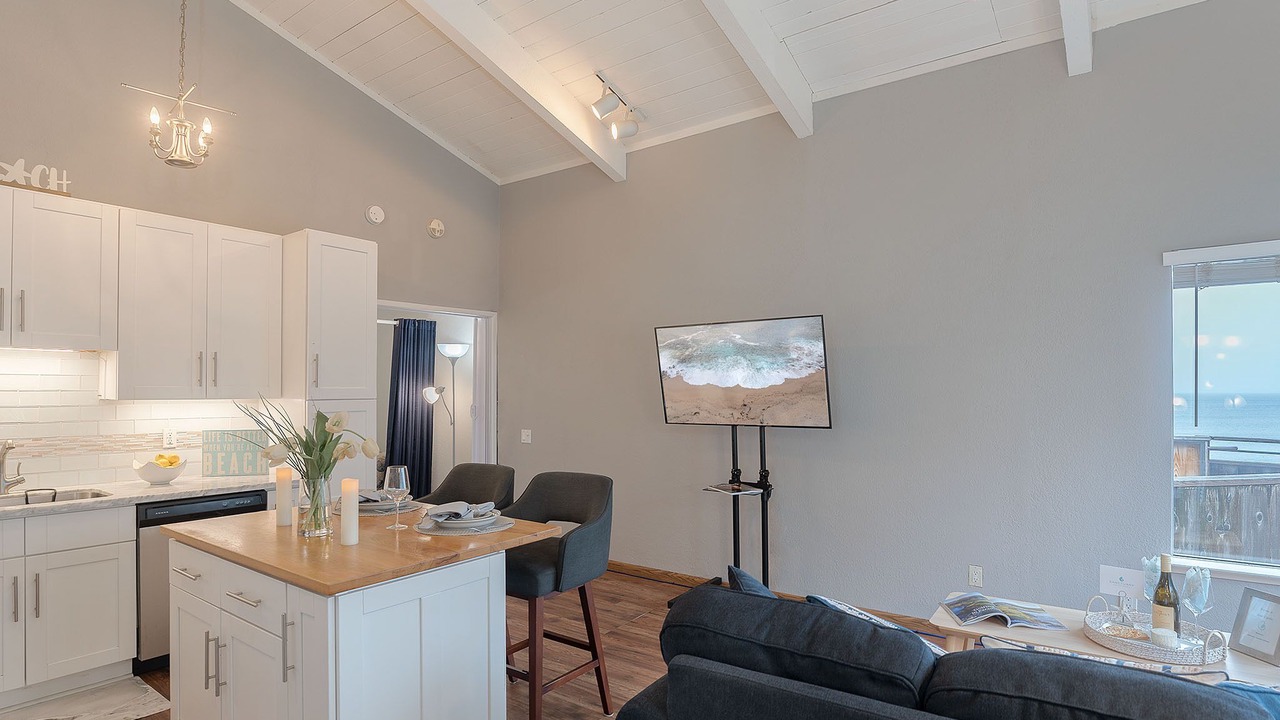 Photo of Bedroom in Monterey