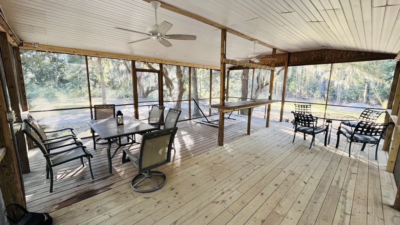 Photo of Patio Balcony in Saint Helena Island