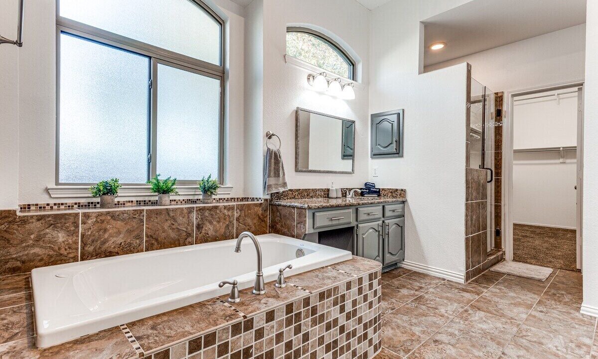 Photo of Bathroom in Rowlett