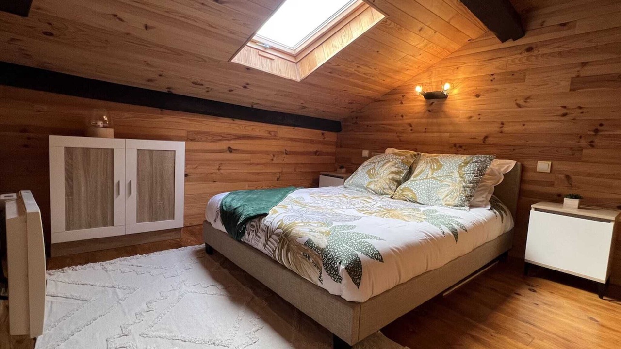 Photo of Bedroom in Saint-Pardoux-la-Riviere