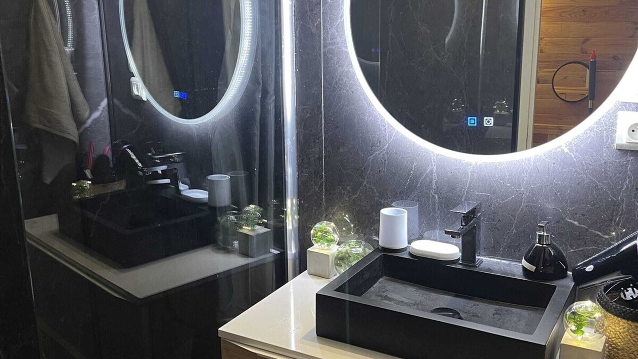 Photo of Bathroom in Saint-Pardoux-la-Riviere