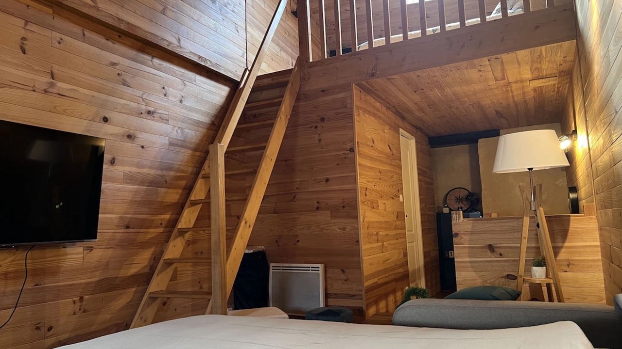 Photo of Bedroom in Saint-Pardoux-la-Riviere