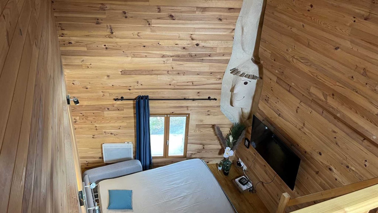 Photo of Bedroom in Saint-Pardoux-la-Riviere