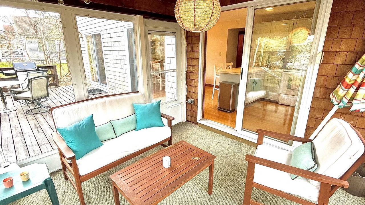 Photo of Livingroom in Lagoon Heights