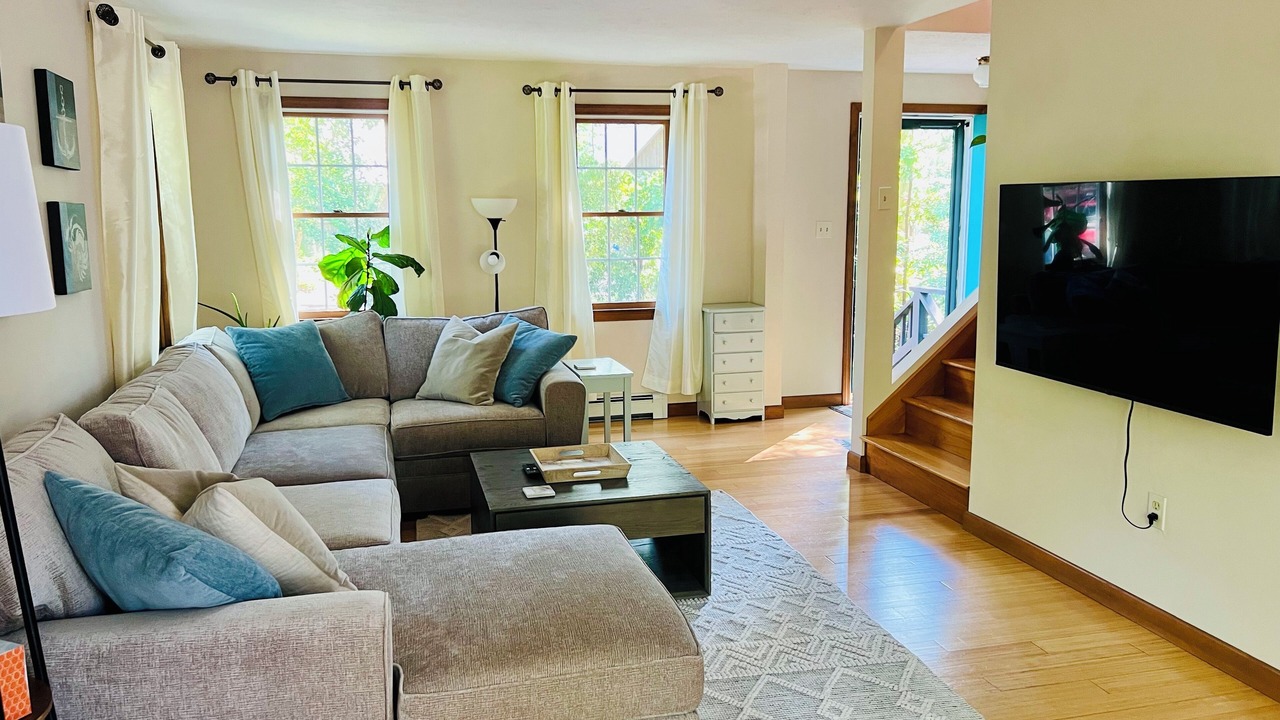 Photo of Livingroom in Lagoon Heights
