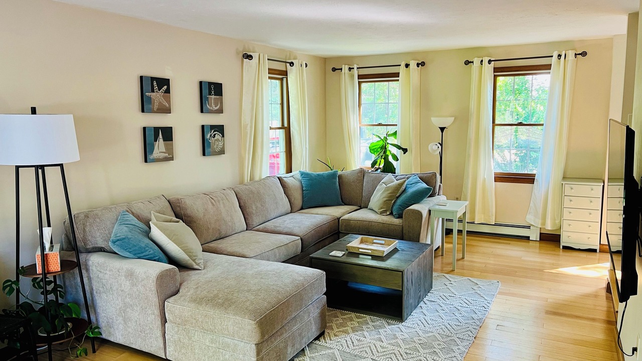 Photo of Livingroom in Lagoon Heights
