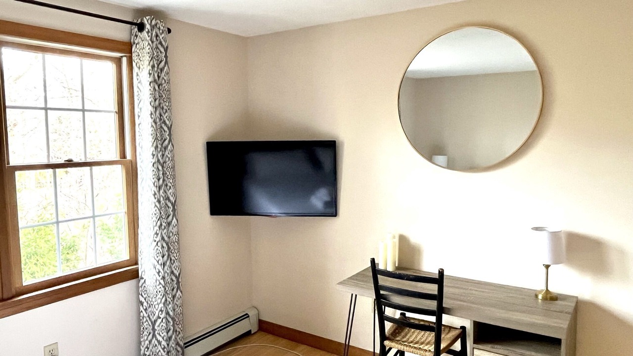 Photo of Bedroom in Lagoon Heights