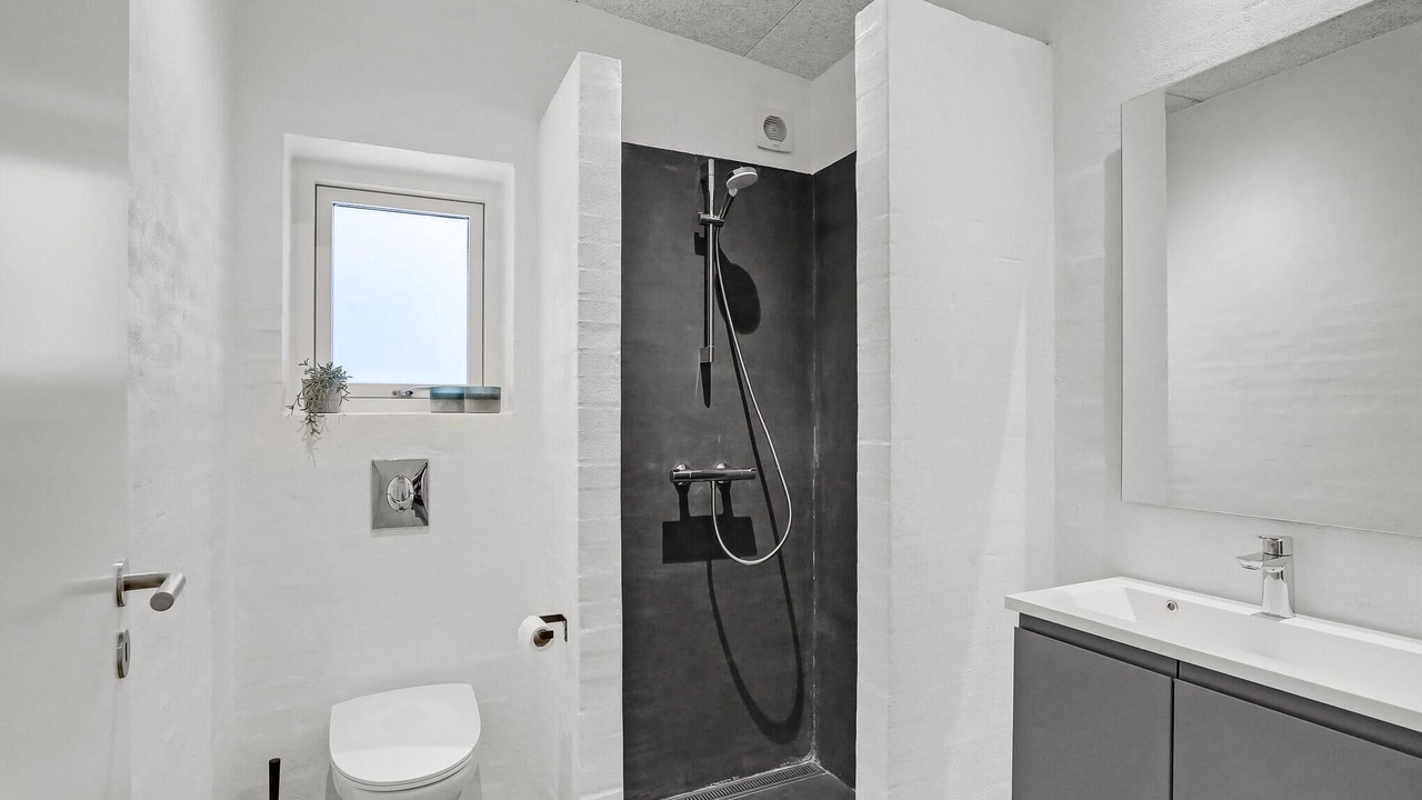 Photo of Bathroom in Agger