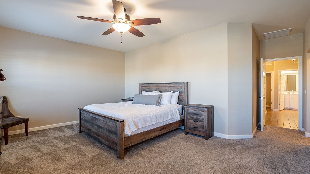 Photo of Bedroom in Corona de Tucson