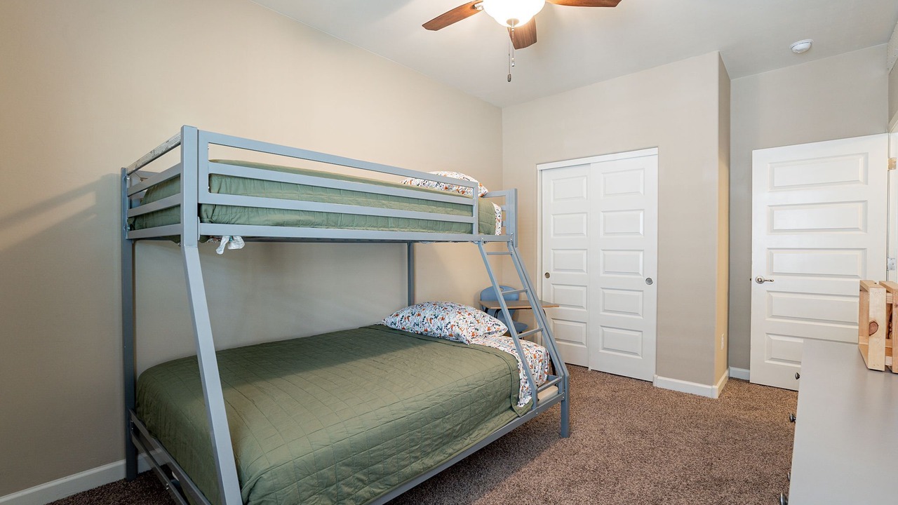 Photo of Bedroom in Corona de Tucson