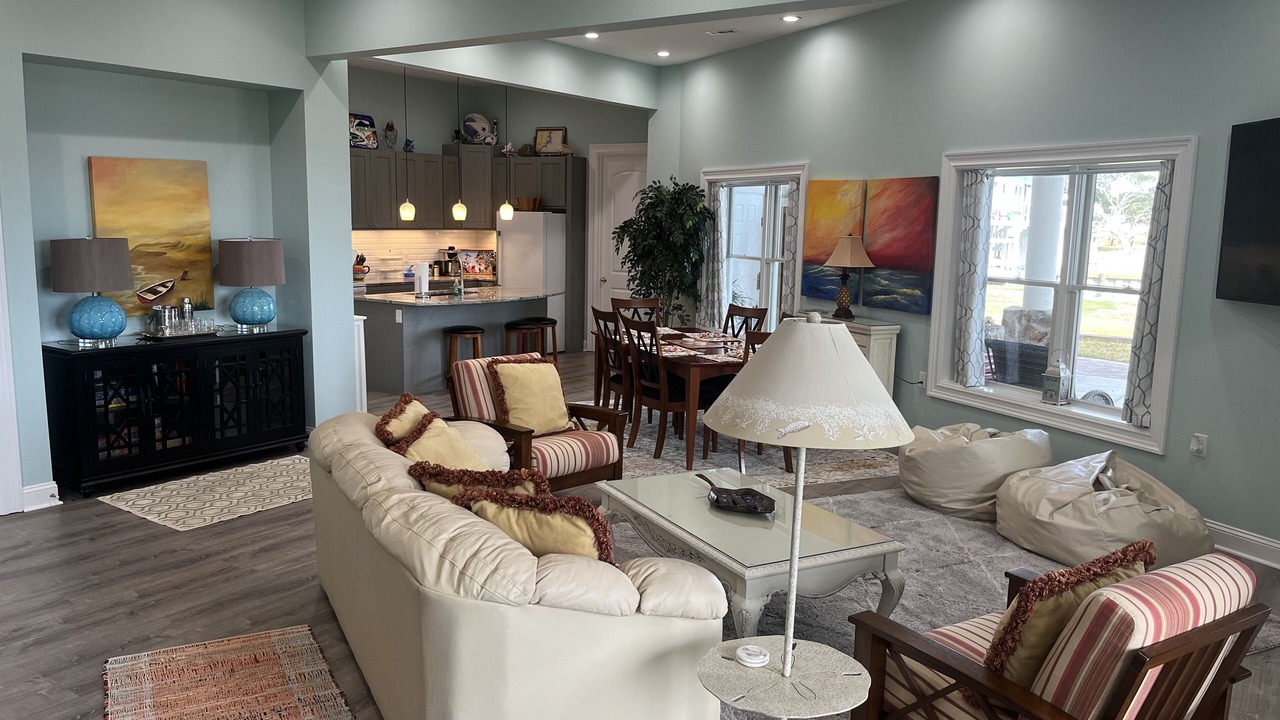 Photo of Livingroom in Newport
