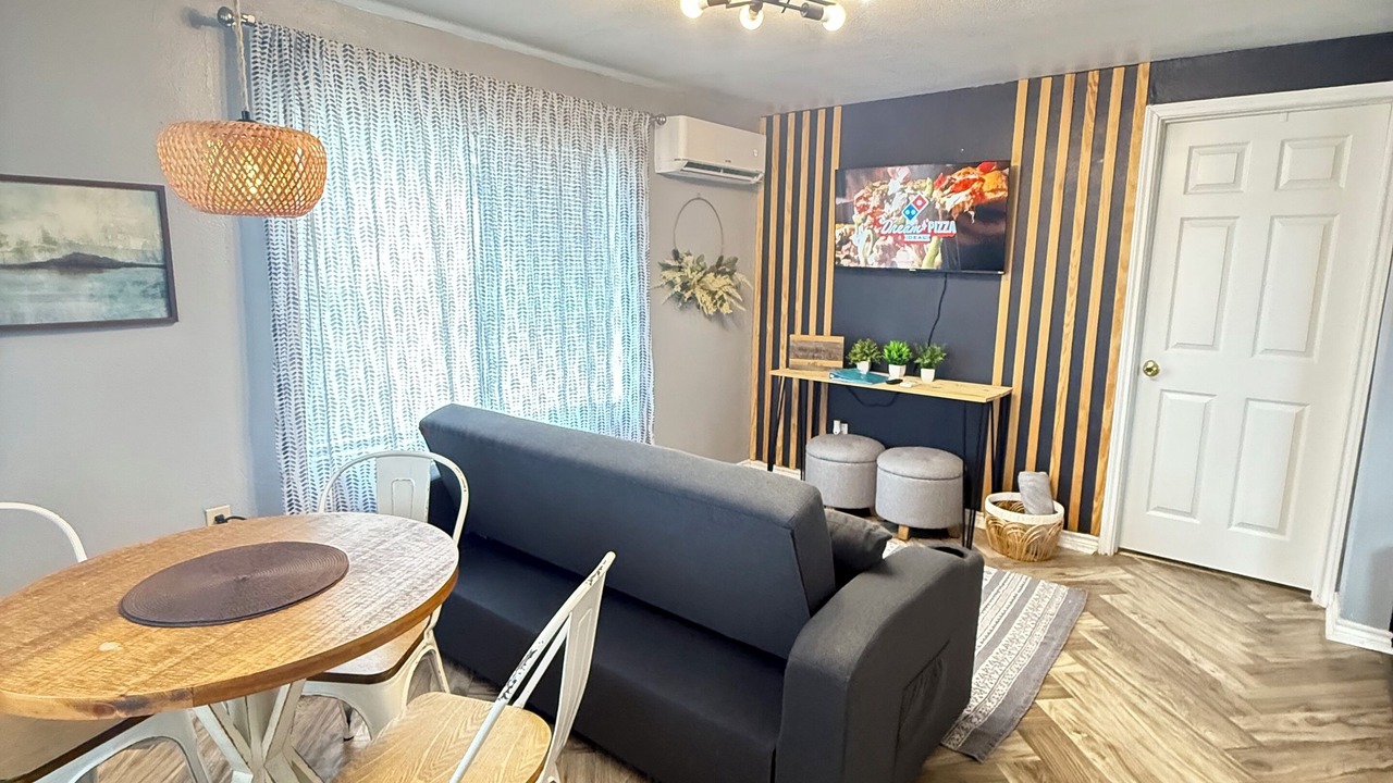Photo of Livingroom in Kingsville