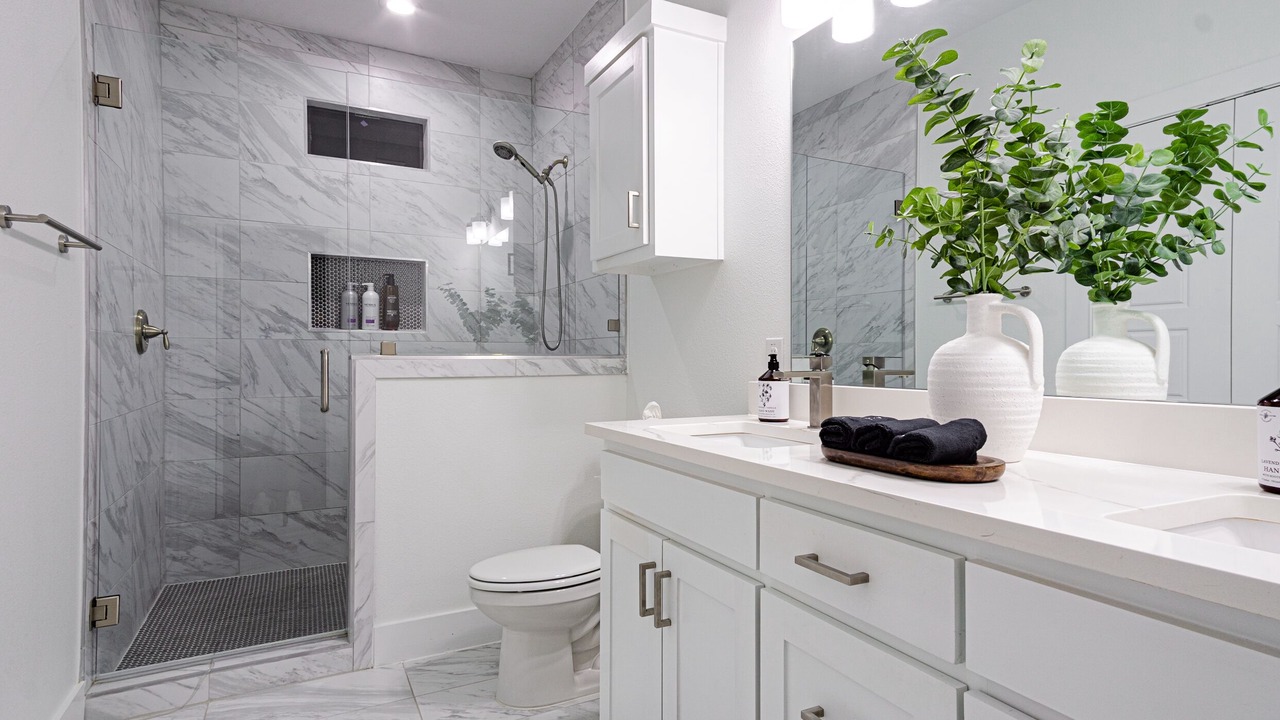Photo of Bathroom in West Dallas