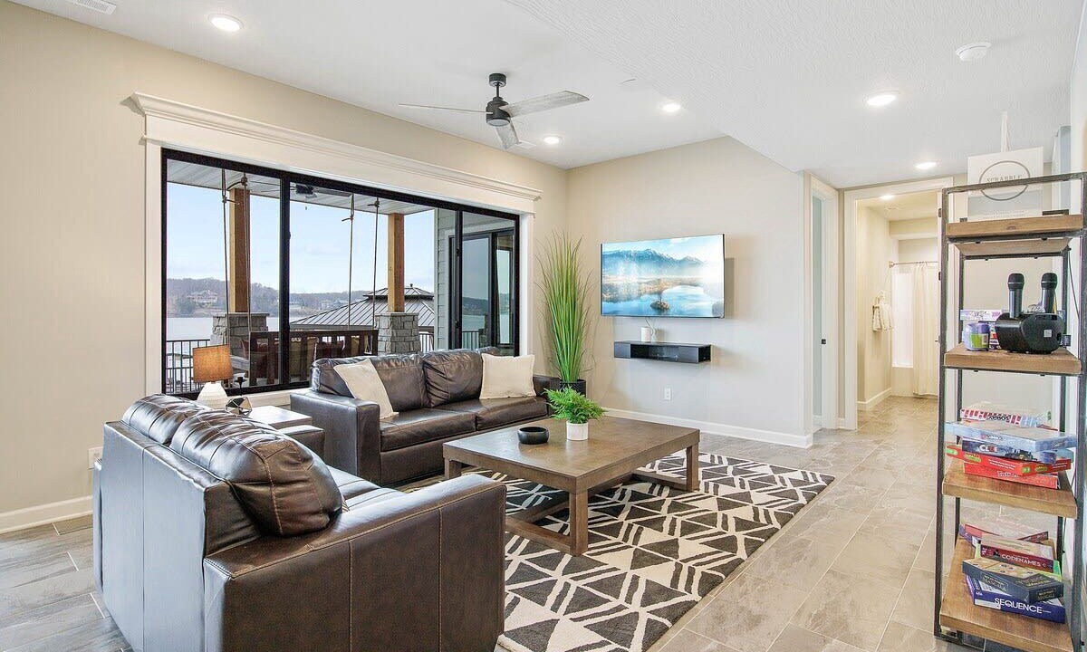Photo of Livingroom in Osage Beach