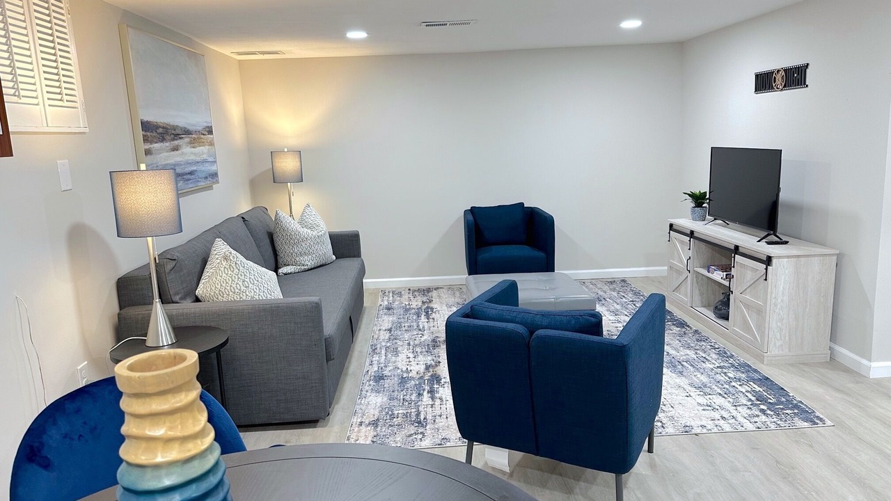 Photo of Livingroom in St. Louis