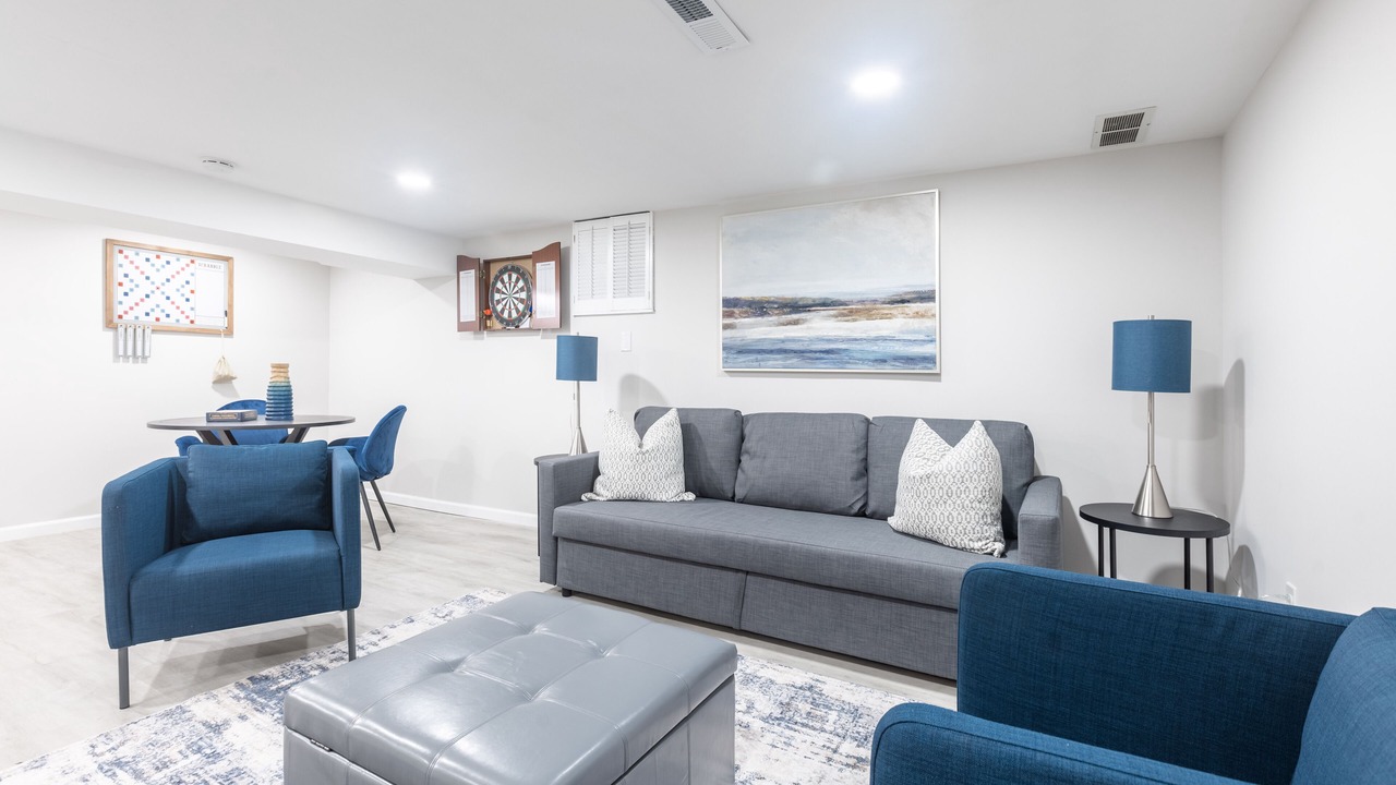 Photo of Livingroom in St. Louis