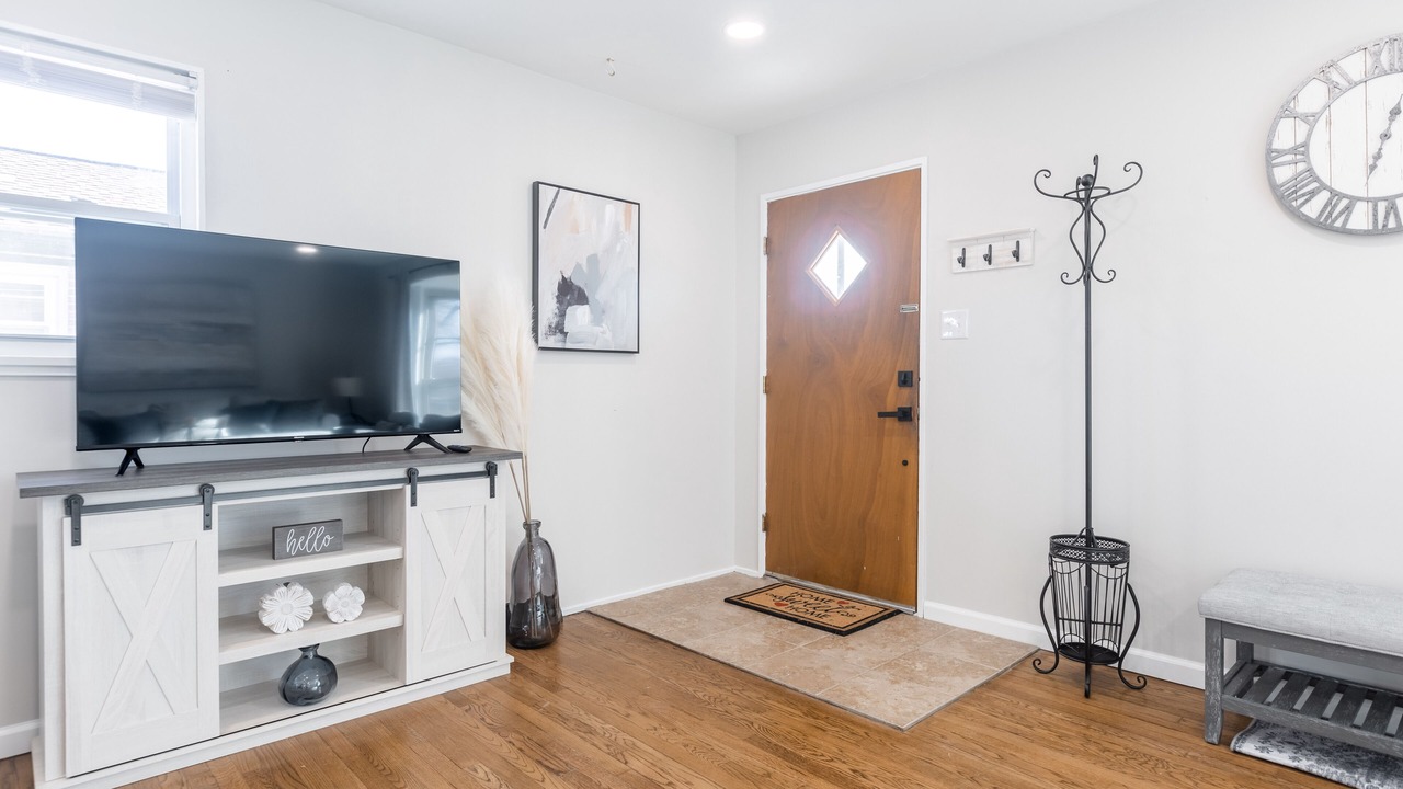 Photo of Livingroom in St. Louis