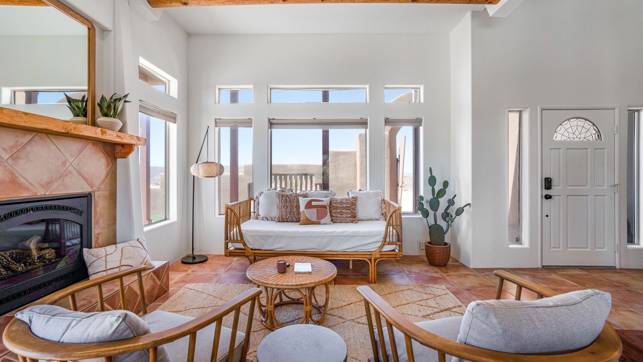 Photo of Livingroom in Yucca Valley