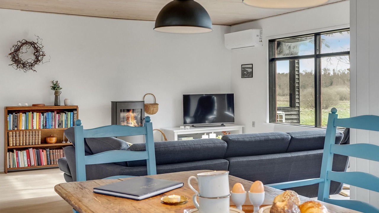 Photo of Bedroom in Avlum