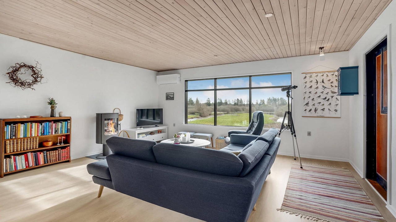 Photo of Bedroom in Avlum