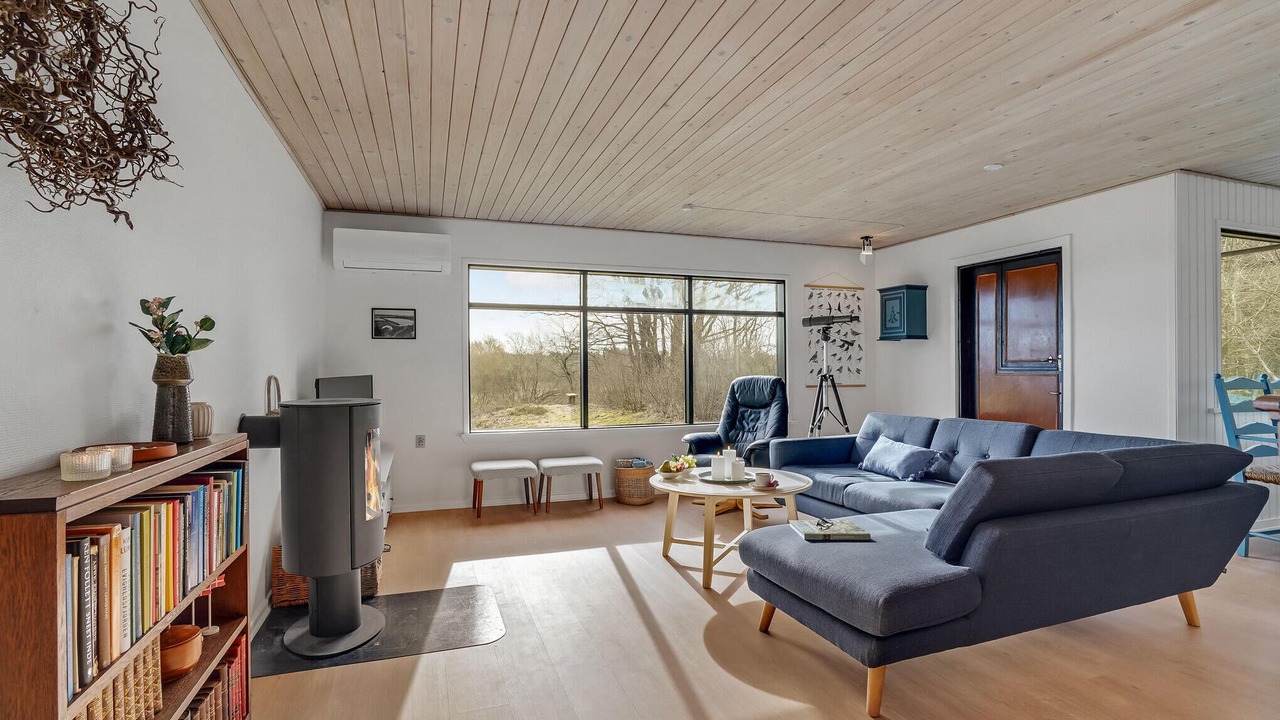 Photo of Bedroom in Avlum
