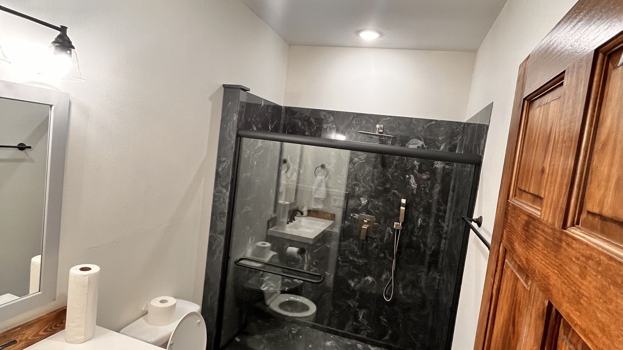 Photo of Bathroom in Diamond City
